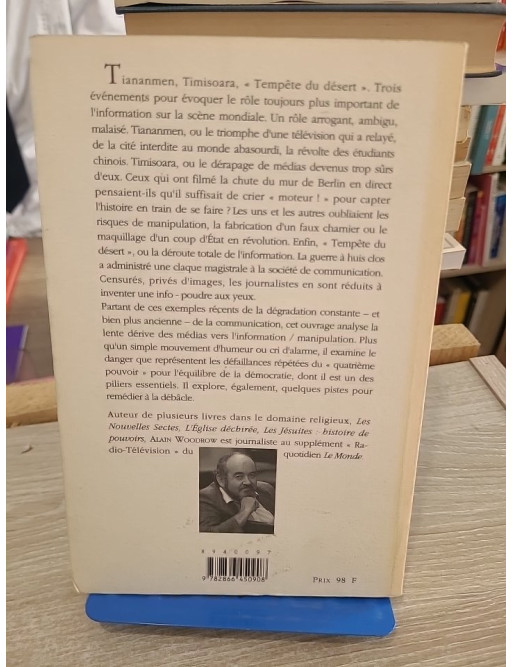 Information Manipulation - Médias, communication et enjeux de l'information