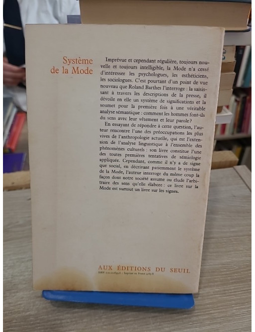 Système de la mode - Analyse sémiologique du langage vestimentaire