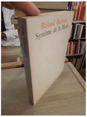 Système de la mode - Analyse sémiologique du langage vestimentaire