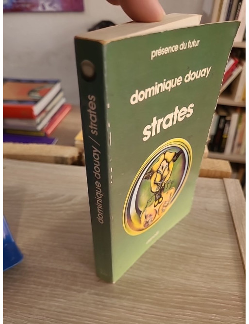 Strates - Roman de science-fiction sur le temps et la mémoire