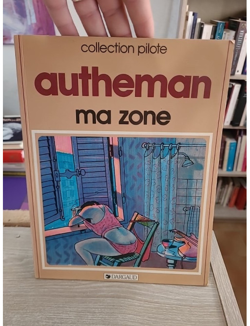Mazone - Bande dessinée de la collection Pilote