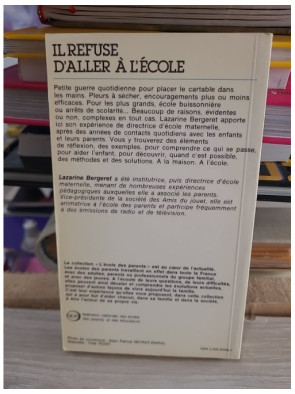 Il refuse d'aller à l'école - Lazarine Bergeret