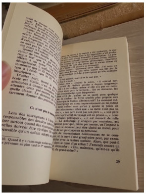 Il refuse d'aller à l'école - Lazarine Bergeret