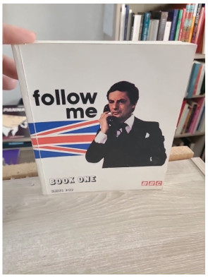Follow Me Book 1 Units 1-30 - Manuel d'apprentissage de l'anglais