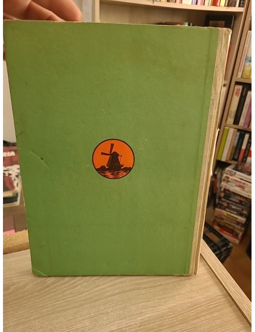 Molens en Klederdrachten in Nederland - Moulins et costumes traditionnels des Pays-Bas