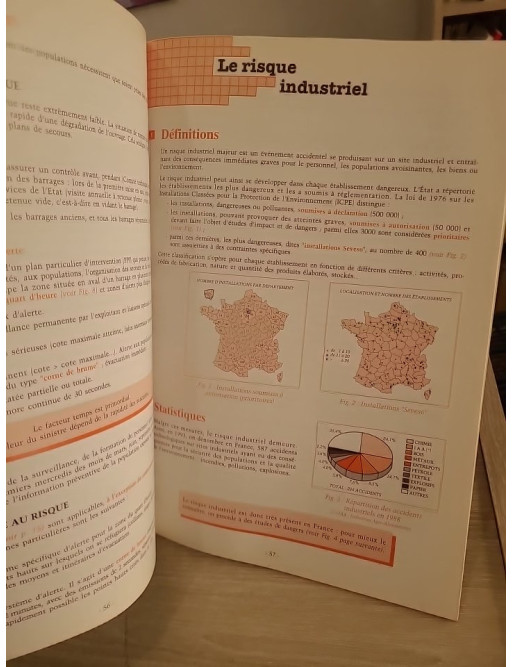 Écoles et risques majeurs - Prévention et sécurité en milieu scolaire