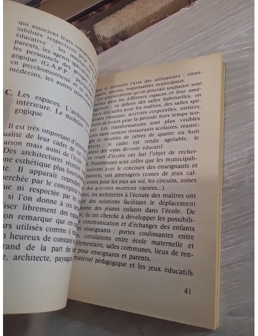 L'école maternelle - Son rôle, ses missions (1986) | Référentiel pédagogique