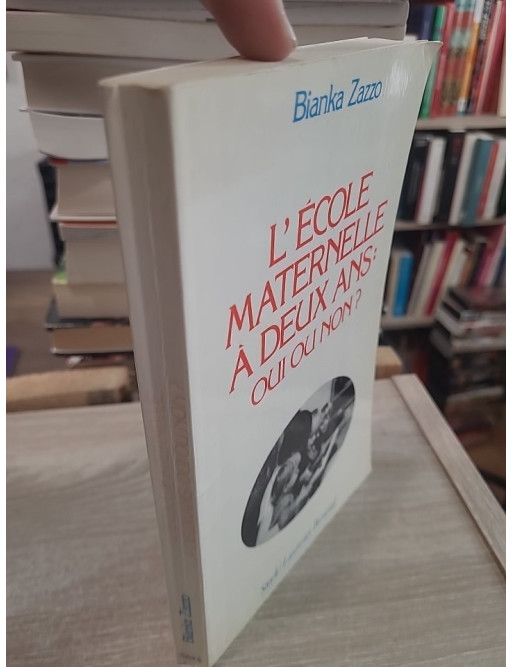 L'École maternelle à deux ans - Oui ou non ? | Enquête sur l'adaptation des jeunes enfants