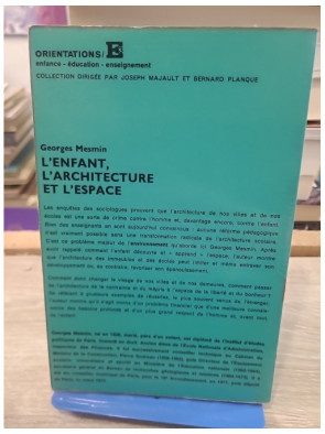 L'enfant, l'architecture et l'espace