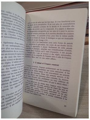 L'enfant, l'architecture et l'espace