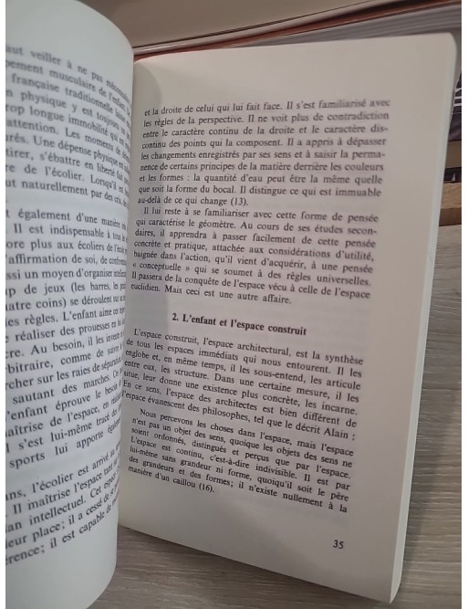 L'enfant, l'architecture et l'espace