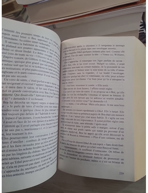 Le siècle, Tome 1 : La chute des géants - Saga historique de la Première Guerre mondiale