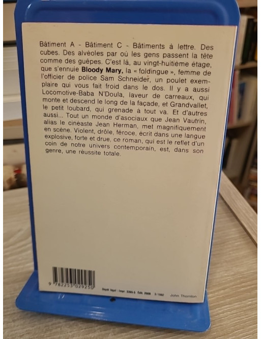 Bloody Mary - Roman noir urbain violent et satirique de Jean Vautrin