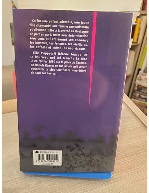 Fleur de tonnerre - Roman inspiré d'une empoisonneuse en Bretagne au XIXe siècle