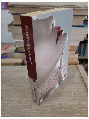 La Communauté du Sud - Tome 5 : La Morsure de la Panthère, enquête surnaturelle avec Sookie Stackhouse