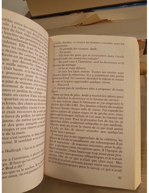 La Communauté du Sud - Tome 6 : La Reine des Vampires, enquête surnaturelle avec Sookie Stackhouse