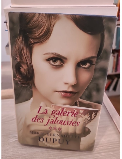 La galerie des jalousies - Tome 3, saga familiale et secrets du passé