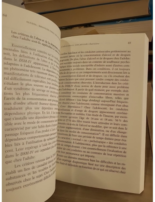 Alcool, drogues chez les jeunes : comprendre et agir face aux conduites à risque