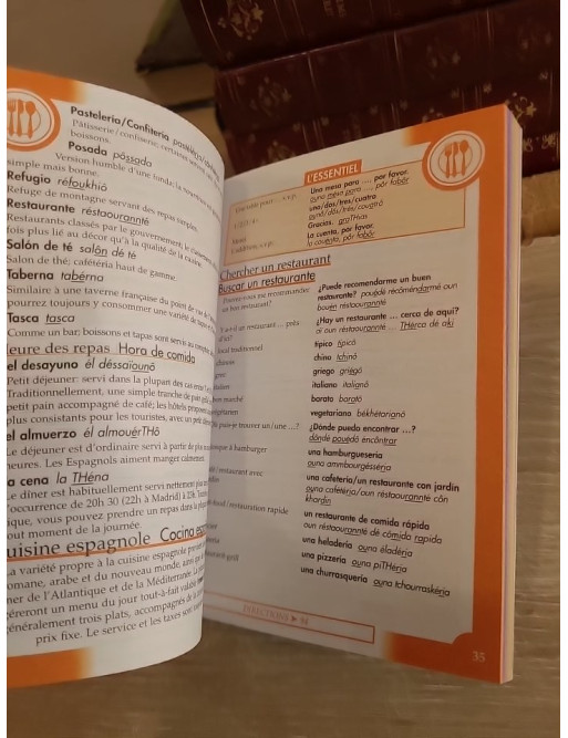 Guide de conversation et lexique pour le voyage - Espagnol : expressions essentielles et dictionnaire pratique