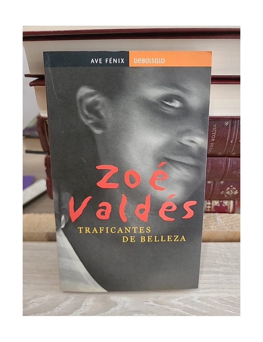 Traficantes de belleza - livre en espagnol - Roman sur l'identité, l'exil et la condition féminine