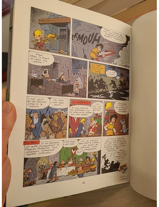 Johan et Pirlouit Tome 14 - La Horde du Corbeau - Aventure médiévale en BD