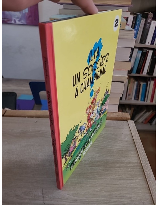 Spirou et Fantasio Tome 2 - Il y a un sorcier à Champignac - BD classique de Franquin