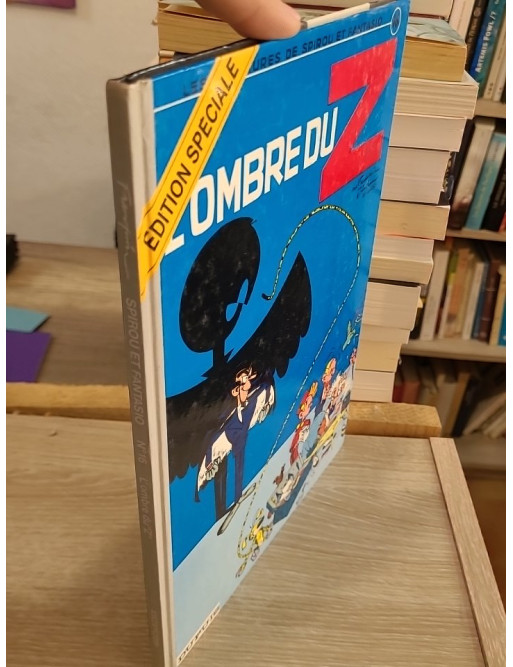 Spirou et Fantasio Tome 16 - L'Ombre du Z, aventure et mystère