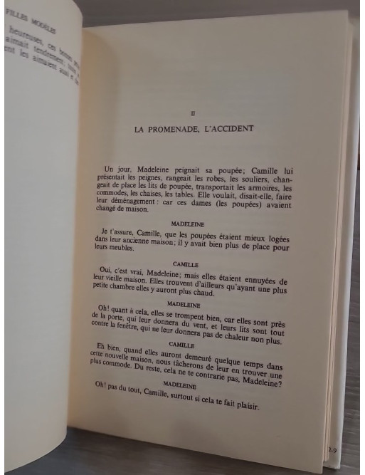 Les Petites filles modèles - Classique jeunesse de la Comtesse de Ségur