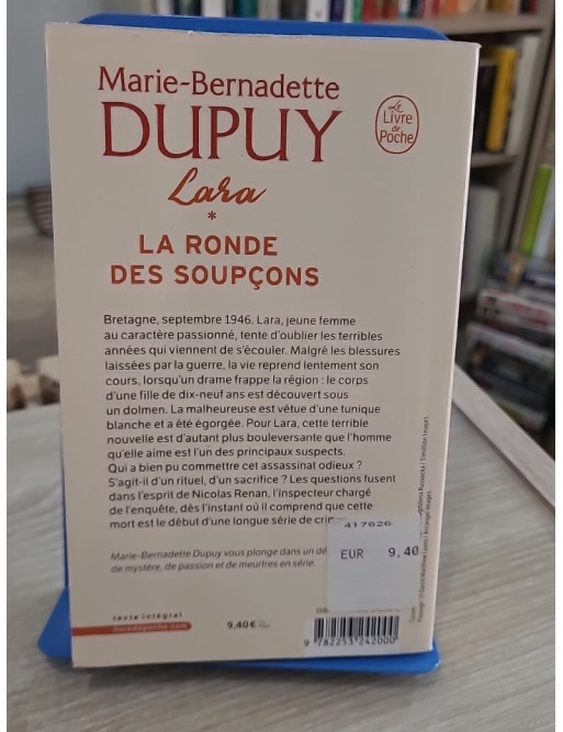 Lara - Tome 1 - Marie-Bernadette Dupuy