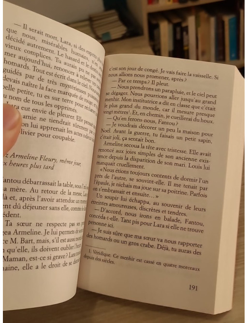 Lara - Tome 1 - Marie-Bernadette Dupuy