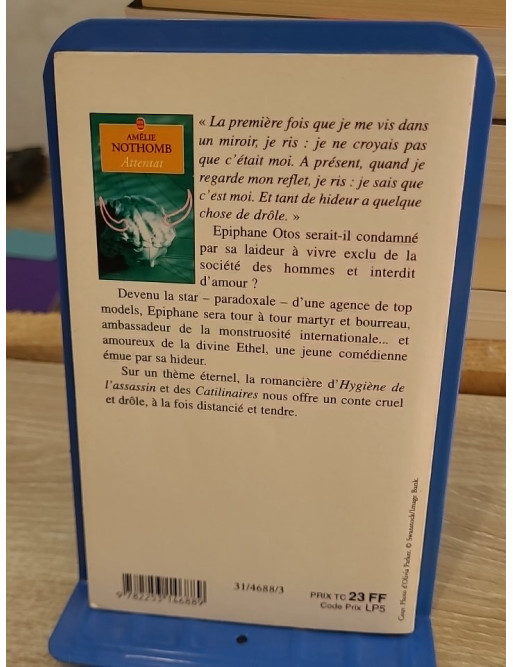Attentat - Roman d'Amélie Nothomb sur la laideur et l'amour