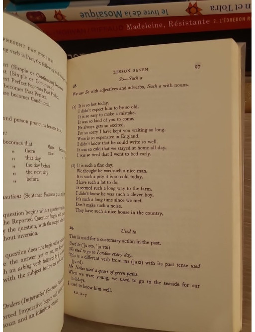 Present Day English for Foreign Students - Book 2 (4e édition)