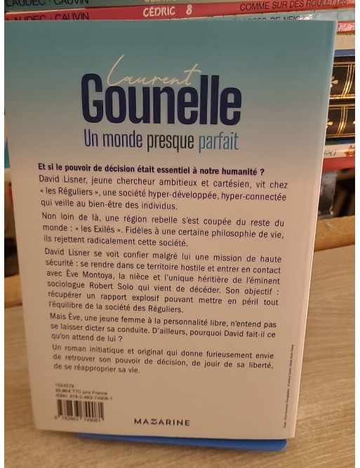 Un monde presque parfait - Roman initiatique sur liberté et société futuriste