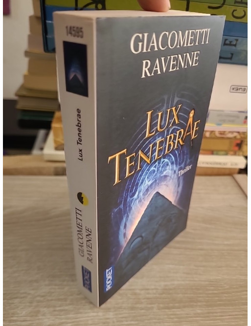 Lux tenebrae - Thriller ésotérique avec Antoine Marcas