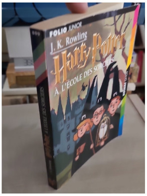 Harry Potter à l'école des sorciers - Tome 1 de la saga Harry Potter