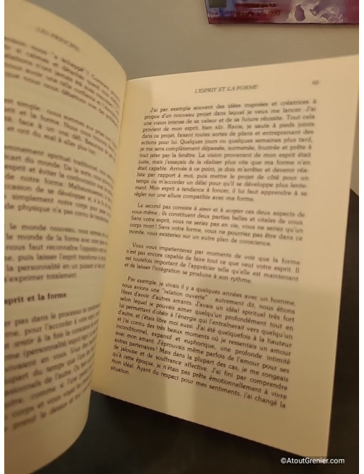Vivez dans la lumière - Guide de transformation personnelle et planétaire
