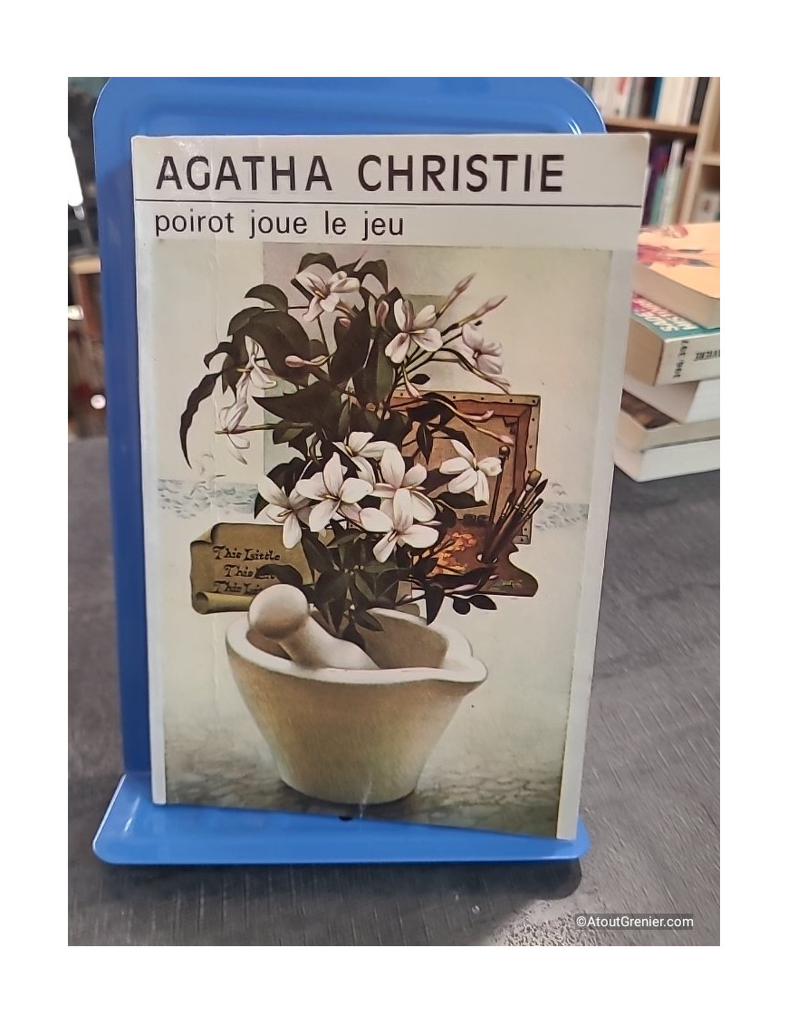 Poirot joue le jeu