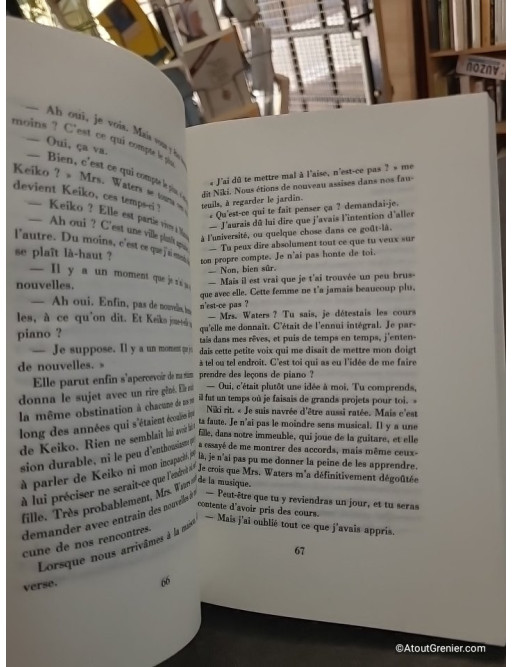 Lumière pâle sur les collines - Kazuo Ishiguro