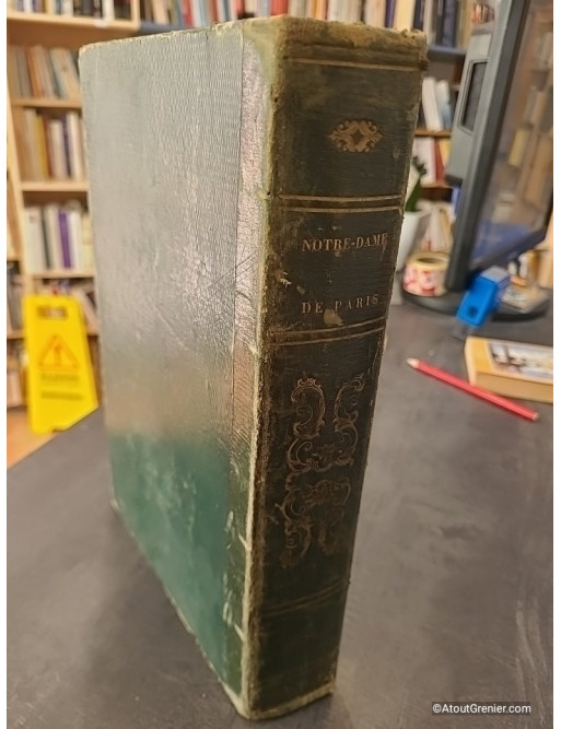 Notre-Dame de Paris de Victor Hugo -1844