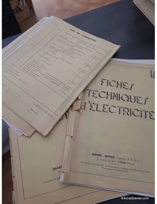 Lot de 8 fiches techniques d'électricité de 1956