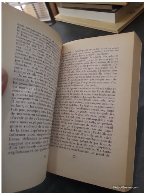 Mémoire d'une jeune fille rangée - Simone de Beauvoir