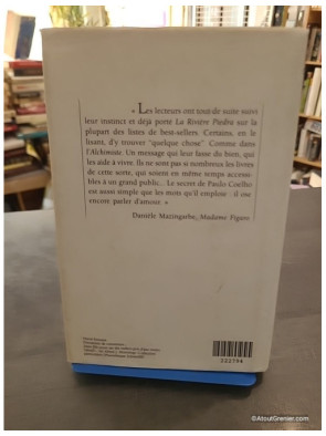 Sur le bord de la rivière Piedra je me suis assise et j'ai pleuré - Paulo Coelho