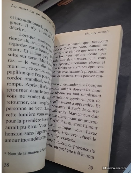 La Mort Est Un Nouveau Soleil - Elisabeth Kübler-Ross