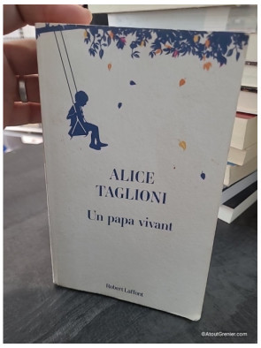 Un papa vivant - Alice Taglioni