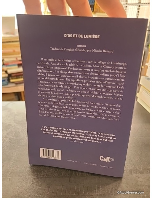 D'os et de lumière - Roman de Mike McCormack