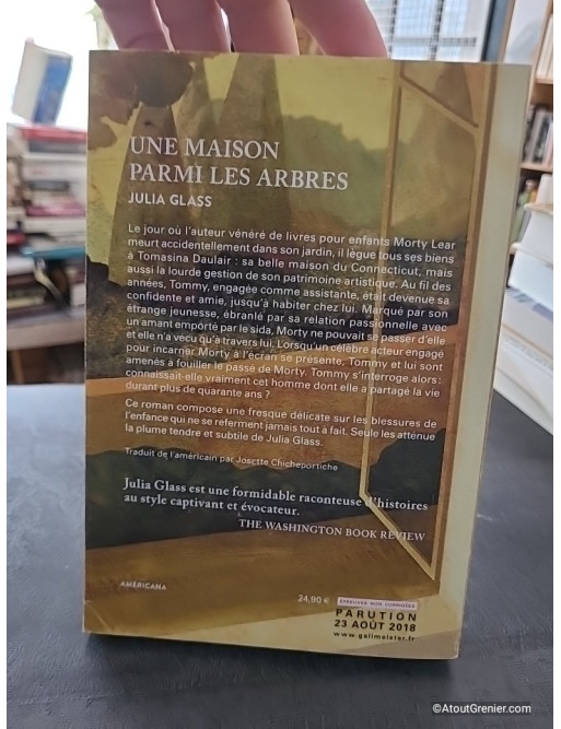 Une Maison Parmi Les Arbres - Roman de Julia Glass