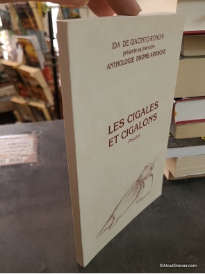 Les Cigales Et Cigalons (Poésies)