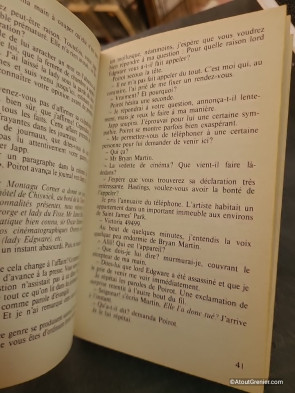Le Couteau sur la nuque - Agatha Christie