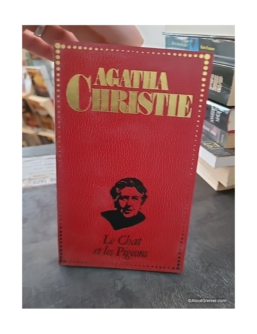 Le chat et les pigeons - Agatha Christie