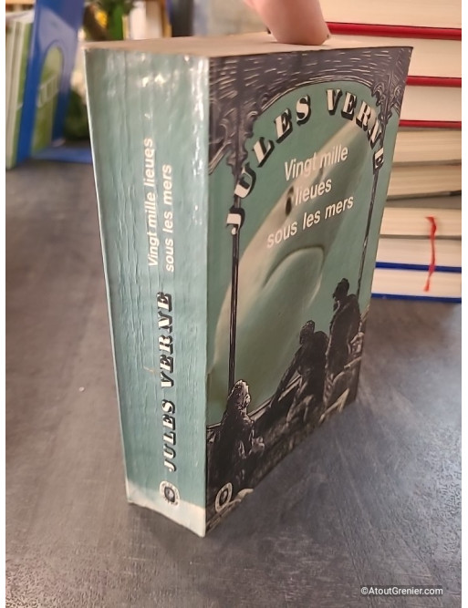 Vingt mille lieues sous les mers - Jules Verne